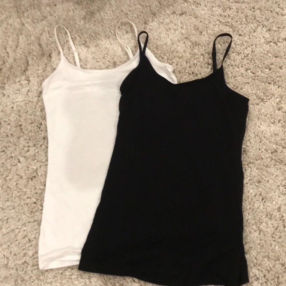 tank tops (comes with 2)